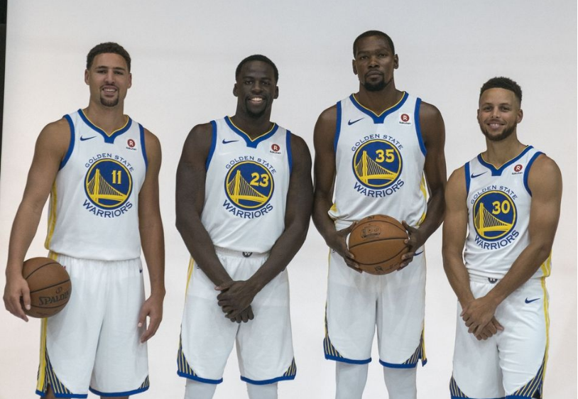 记者：于汉超正在参加B级教练培训班，下赛季将担任申花助教（记者称于汉超正攻读B级教练课程，下赛季将出任申花助教）