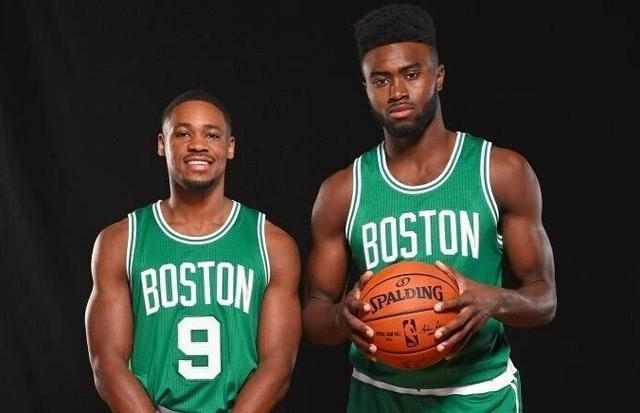 小里弗斯：泰伦·卢总是把责任推给别人，离开詹姆斯一事无成（小里弗斯怒斥泰伦·卢：惯于甩锅，脱离詹姆斯后无所建树）