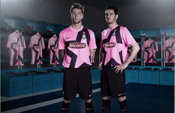 尤文客场3-2博德闪耀，乔纳森-戴维绝杀，奥蓬达、麦肯尼建功（尤文客场3-2力克博德，乔纳森-戴维绝杀，奥蓬达、麦肯尼破门）