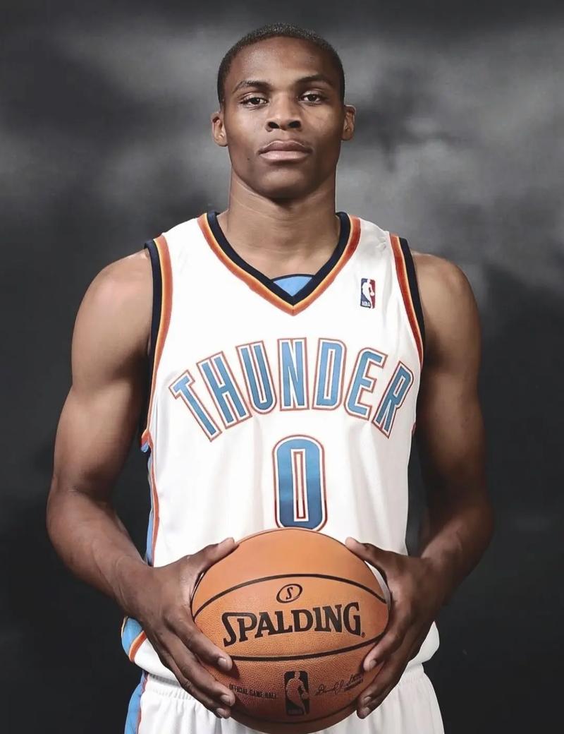 一个表情暴露全部情绪（一个神情道尽所有情绪）